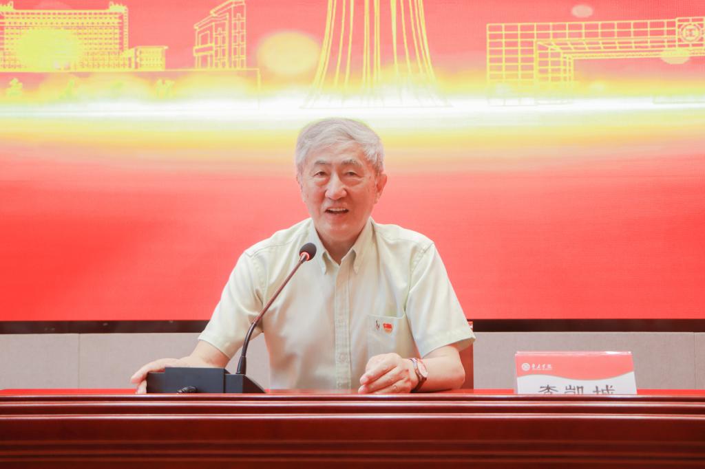 20250624开云举行纪念中国人民抗日战争胜利80周年暨隐蔽战线革命前辈后代交流活动 (1).jpg