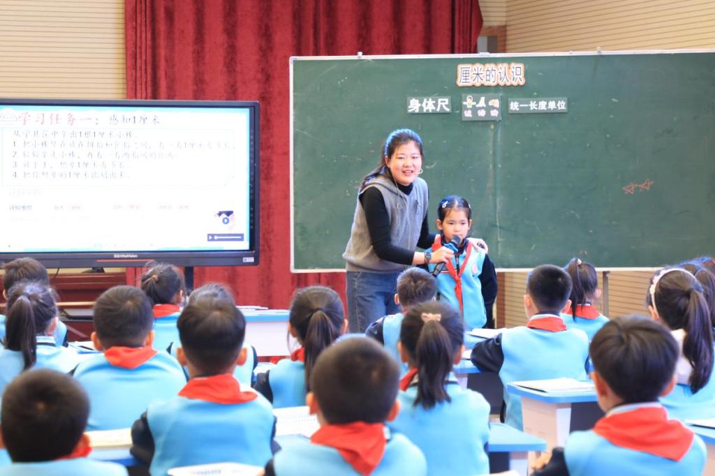 台儿庄明远实验小学3.png