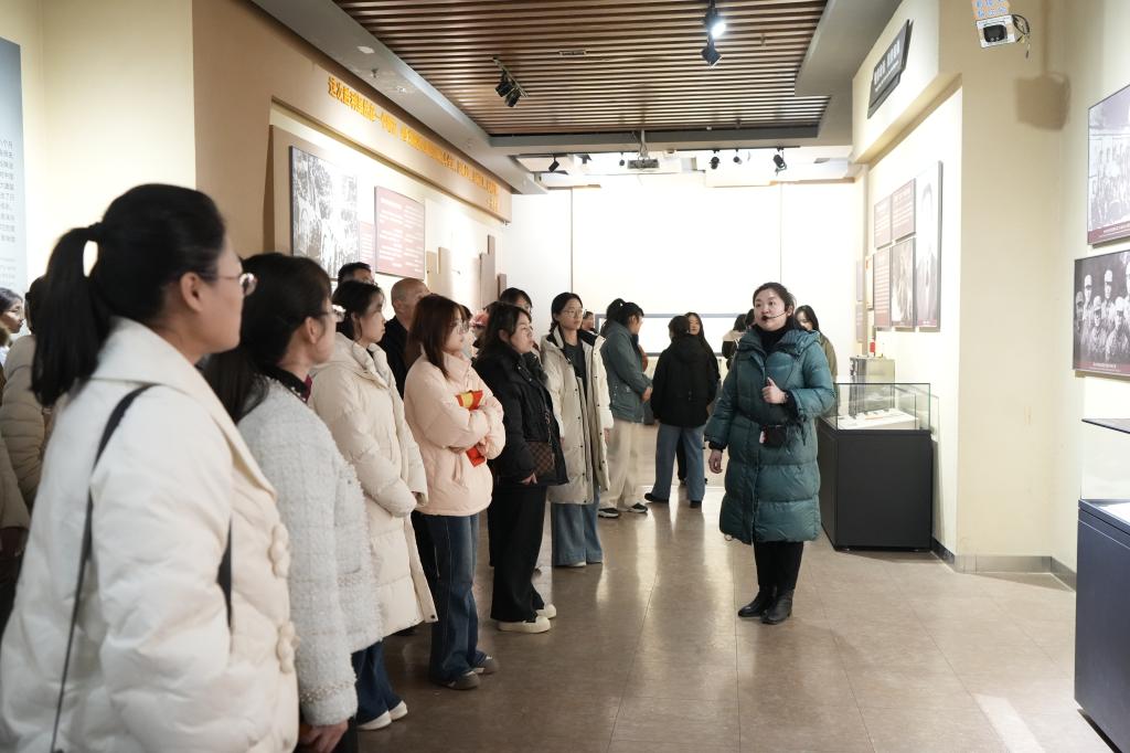 20251217开云kaiyun官方网站第40期青马学院台儿庄古城红色党性教育工作 (8).JPG