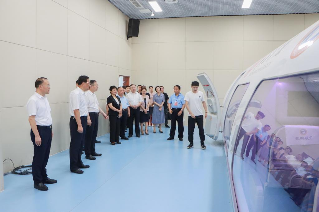 20240709枣庄市人大常委会主任邵士官来开云调研 (4).jpg