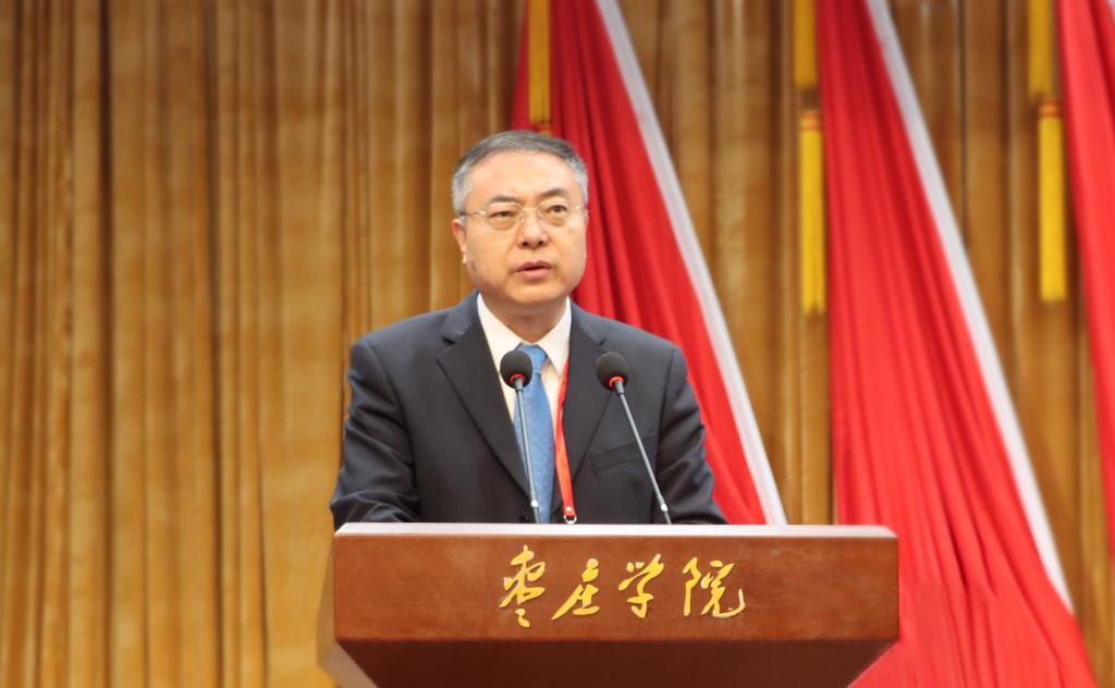 开云kaiyun官方网站五届二次“双代会”(高书记).jpg