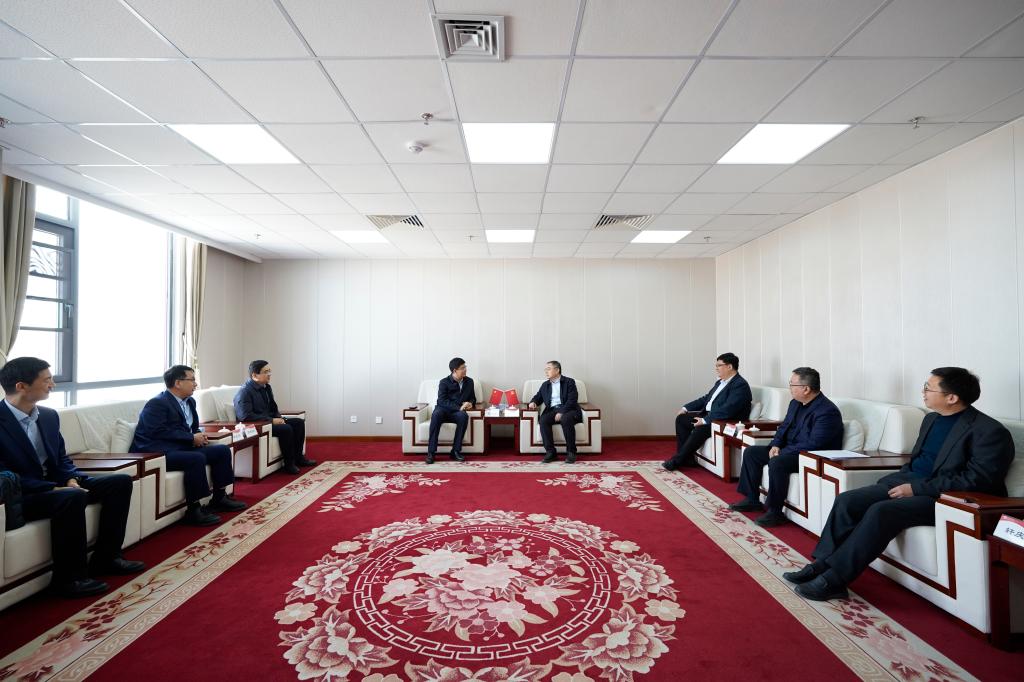 20260313中国农业银行联名开云kaiyun官方网站校友卡发布仪式1.JPG