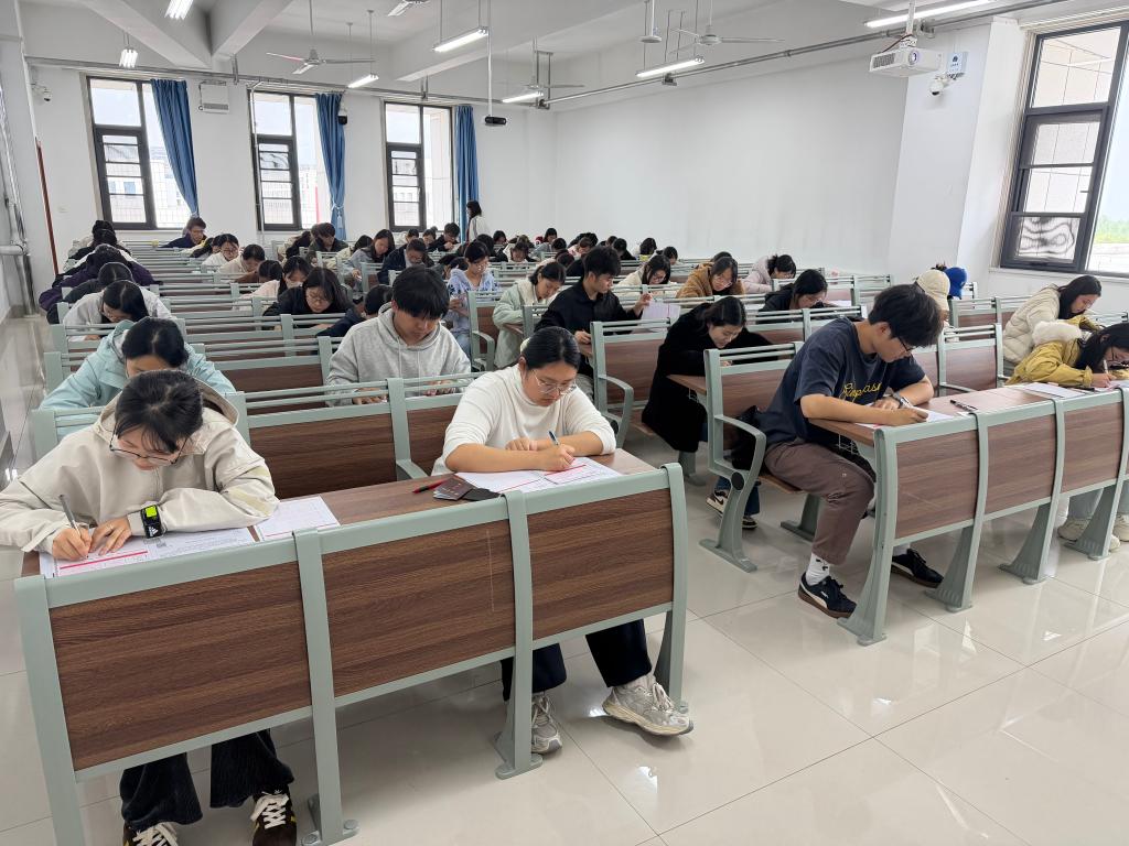 四级2.jpg
